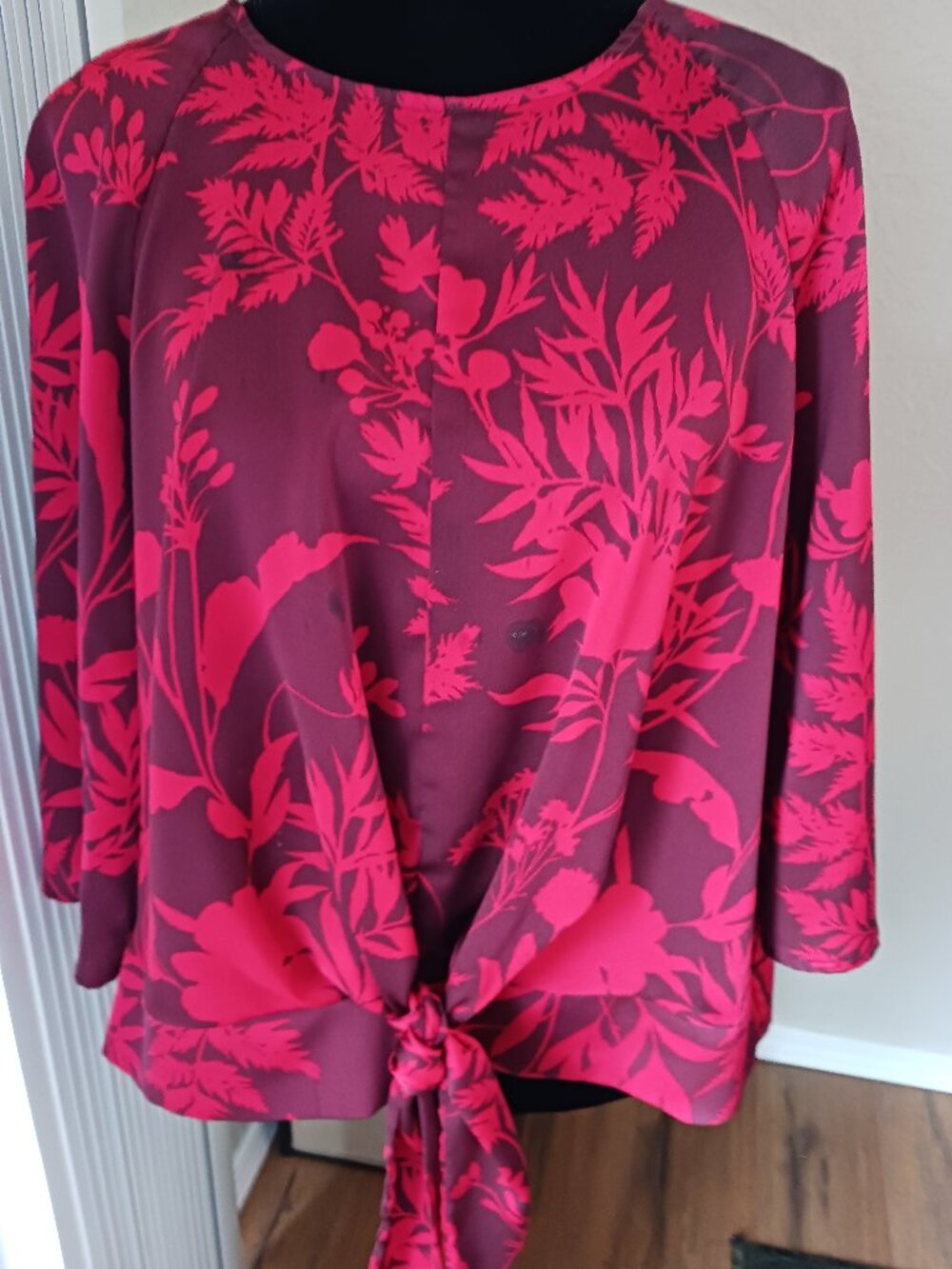 Liz Claiborne womens top, Size L